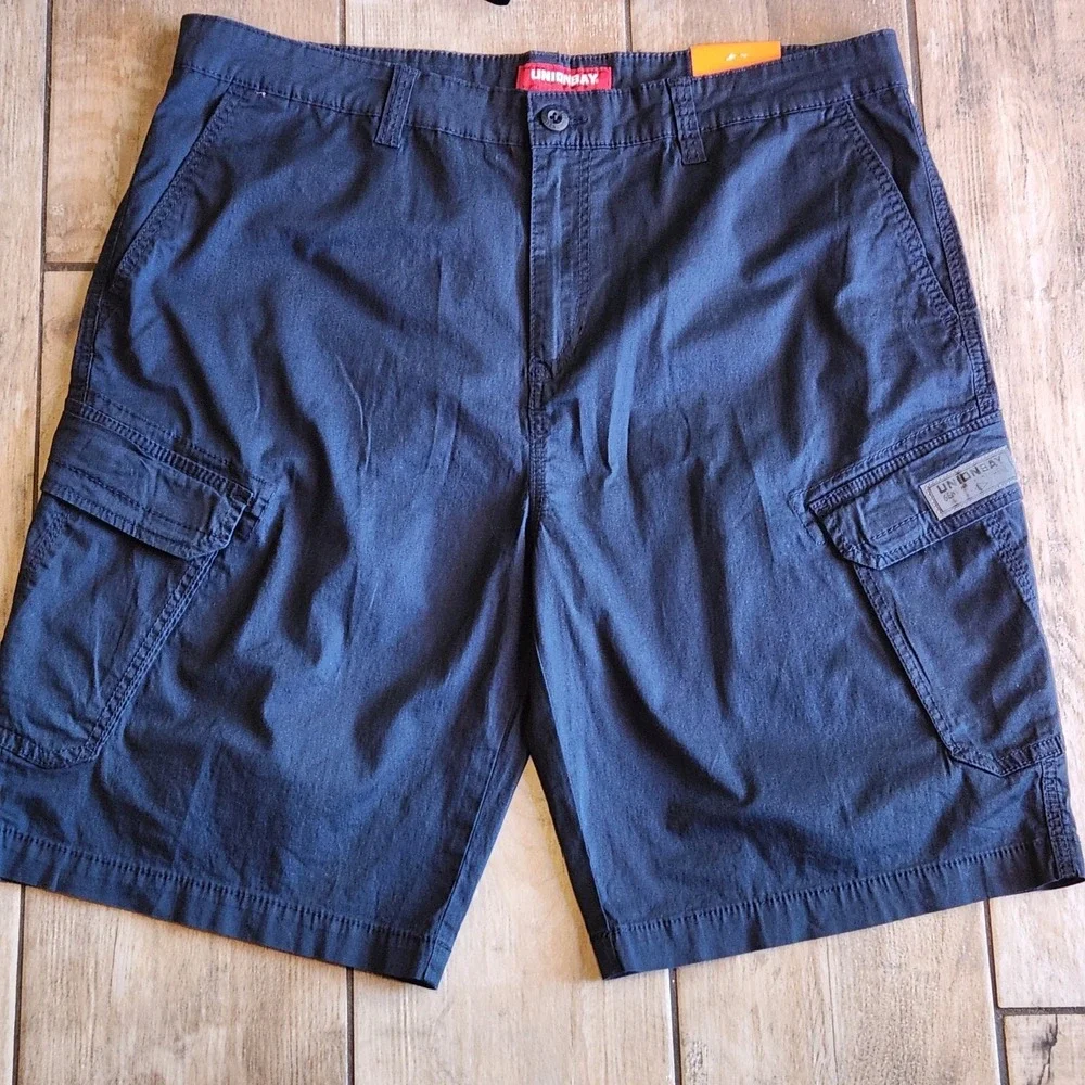 Union Bay cargo shorts Mens Size 42, Black, Blue. NWT. Fisherman Coastal Preppy